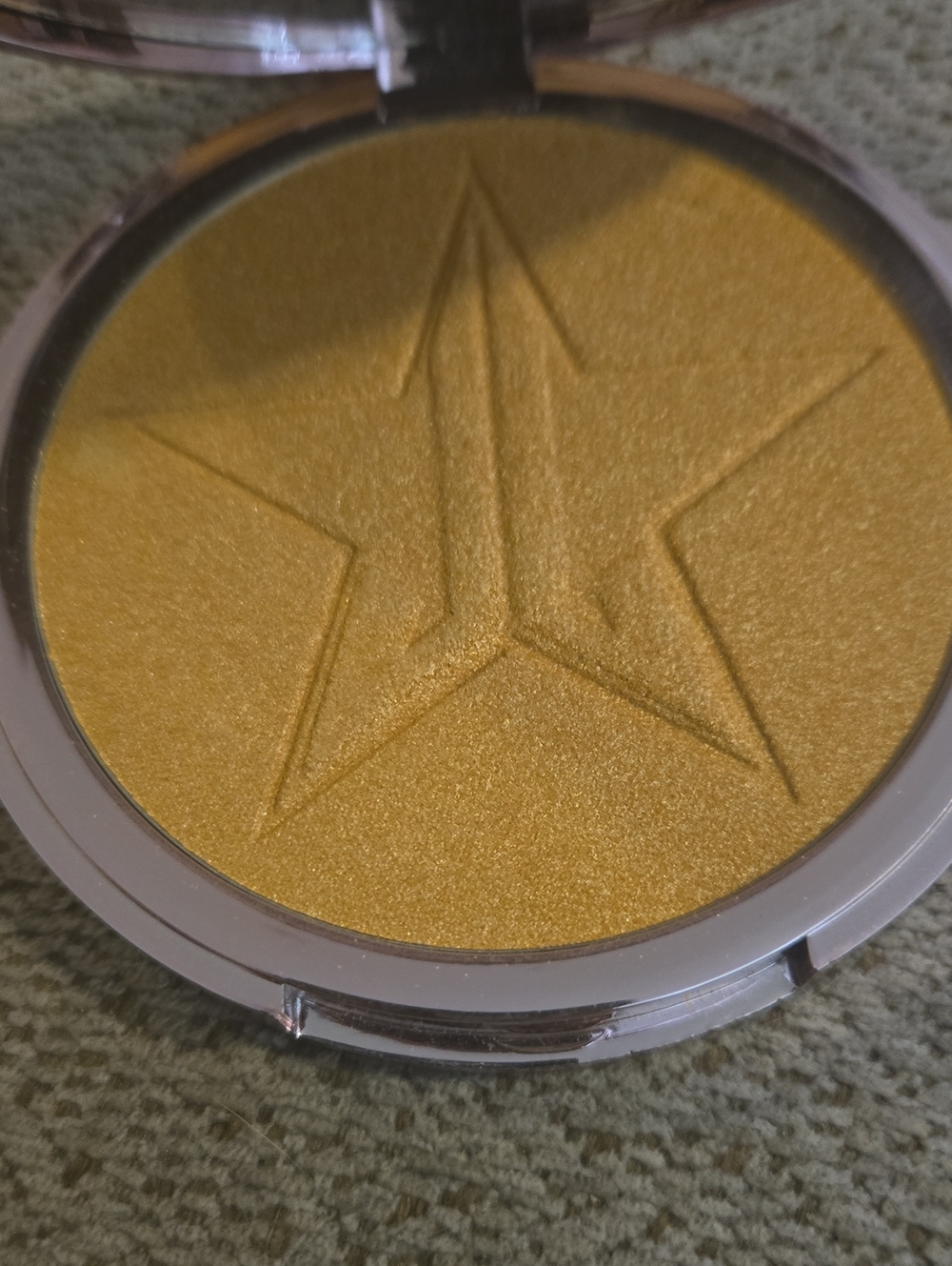 Jeffree Star Cosmetics Skin Frost Highlighter Summer Snowcone Swatched